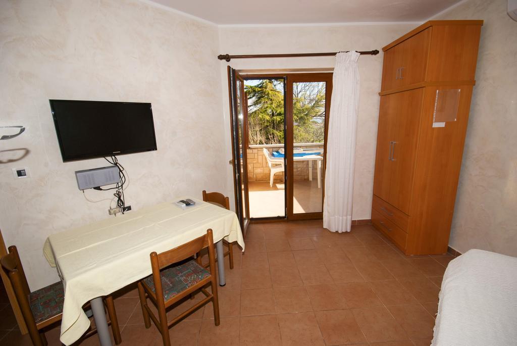 Guesthouse Villa Lena Premantura Chambre photo